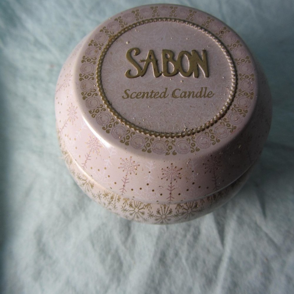 sabon vanilla tin candle 3.52 fl oz 100 ML UNUSED (w1807)